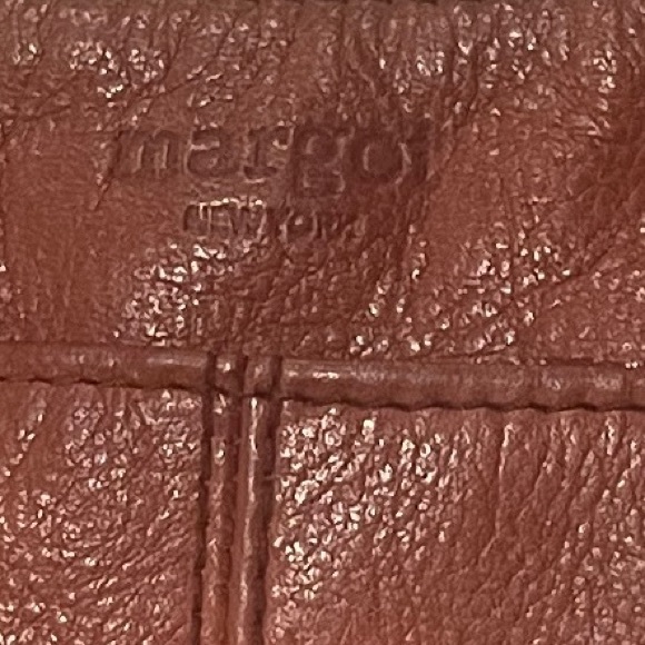 Margot Chesnut Brown Leather Crossbody Shoulder Bag - Picture 7 of 9